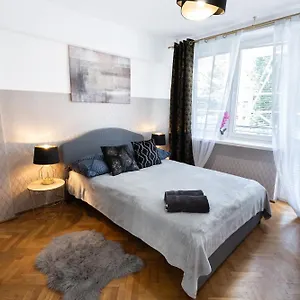  Hostal Clicktheflat Muranow Polonia