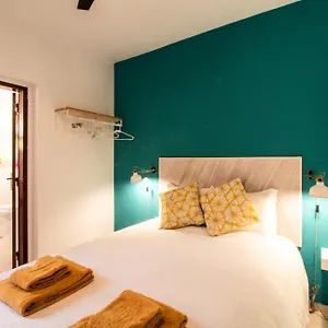 ** Pensión Quinta Do Paraiso - Bed&shower Portugal