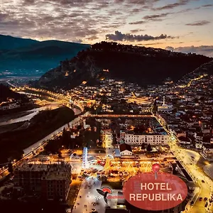 4* Hotel Republika