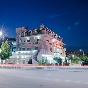 Dea 2002 Ξενοδοχείο