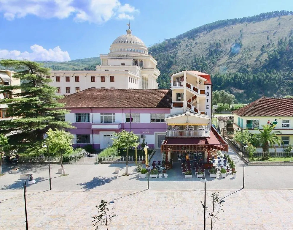 Hotel Orestiada 培拉特