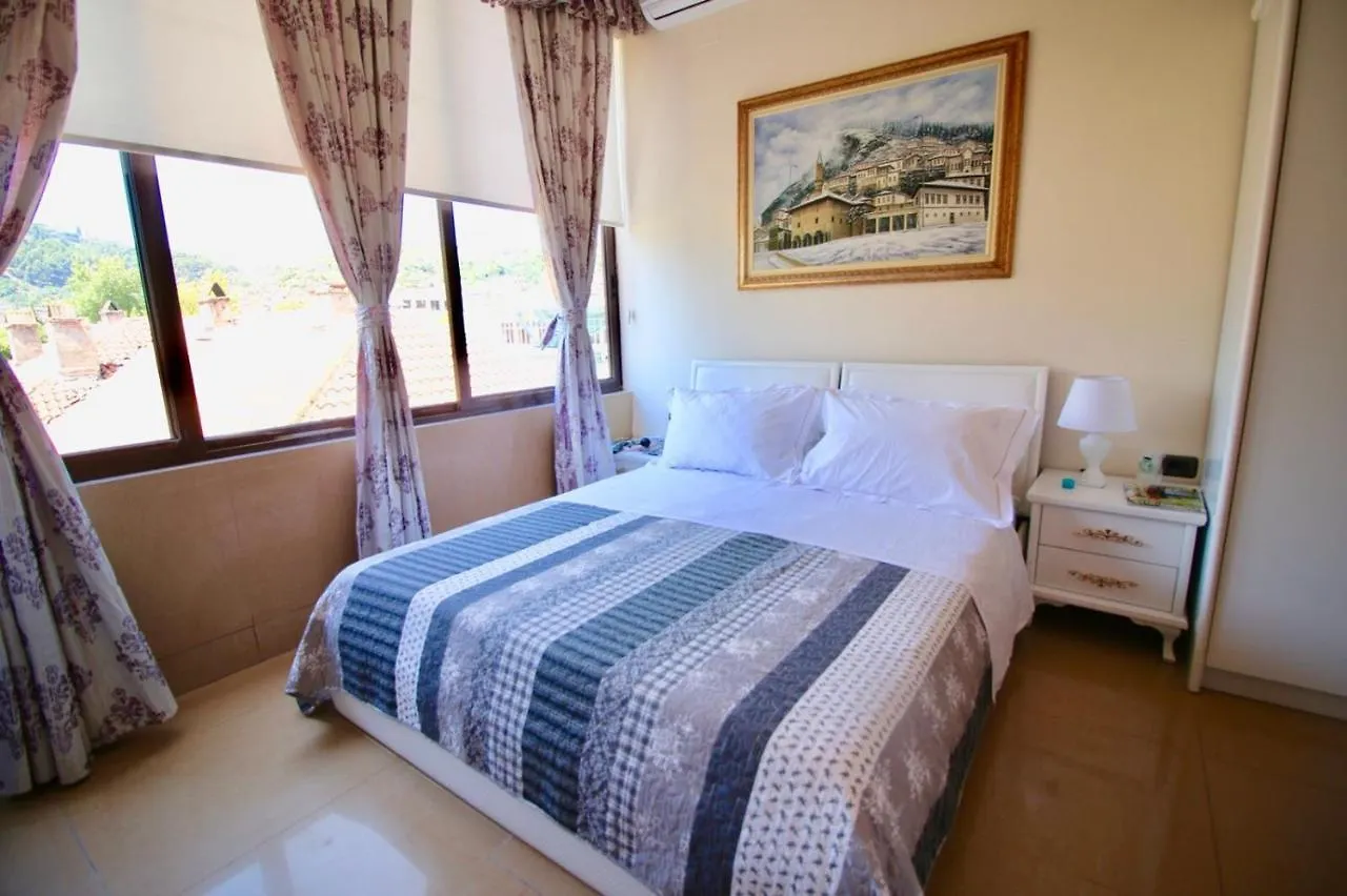 Hotel Orestiada 培拉特