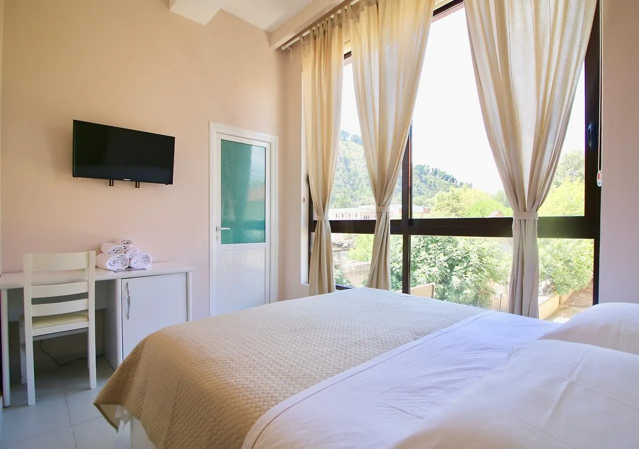 Hotel Orestiada 培拉特 阿尔巴尼亚