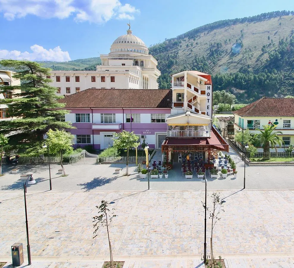 Hotel Orestiada 培拉特